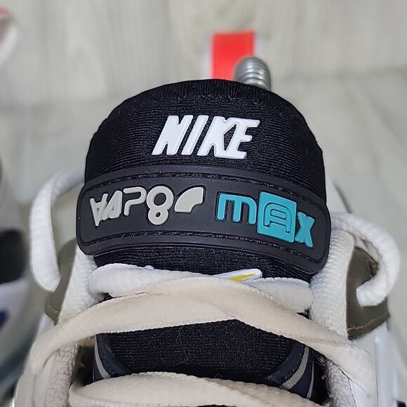 Nike Air VaporMax EVO White, Navy Blue, Grey Sneakers , Women's 7.5 - Picture 10 of 13